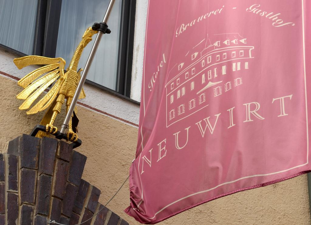 Hotel & Brauerei-Gasthof Neuwirt Нойбург ан дер Донау Екстериор снимка